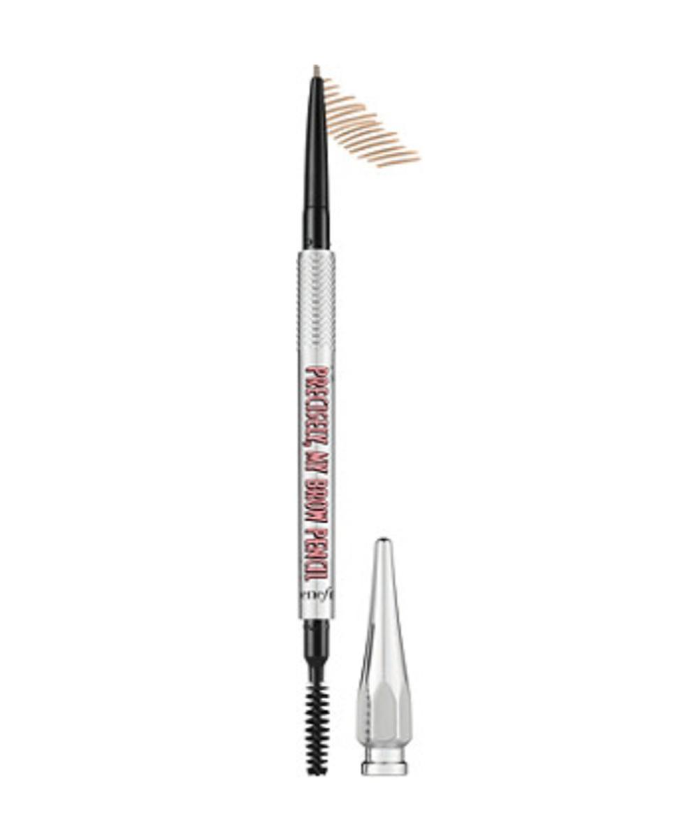 Microblading-style brow pen with a fine felt tip
