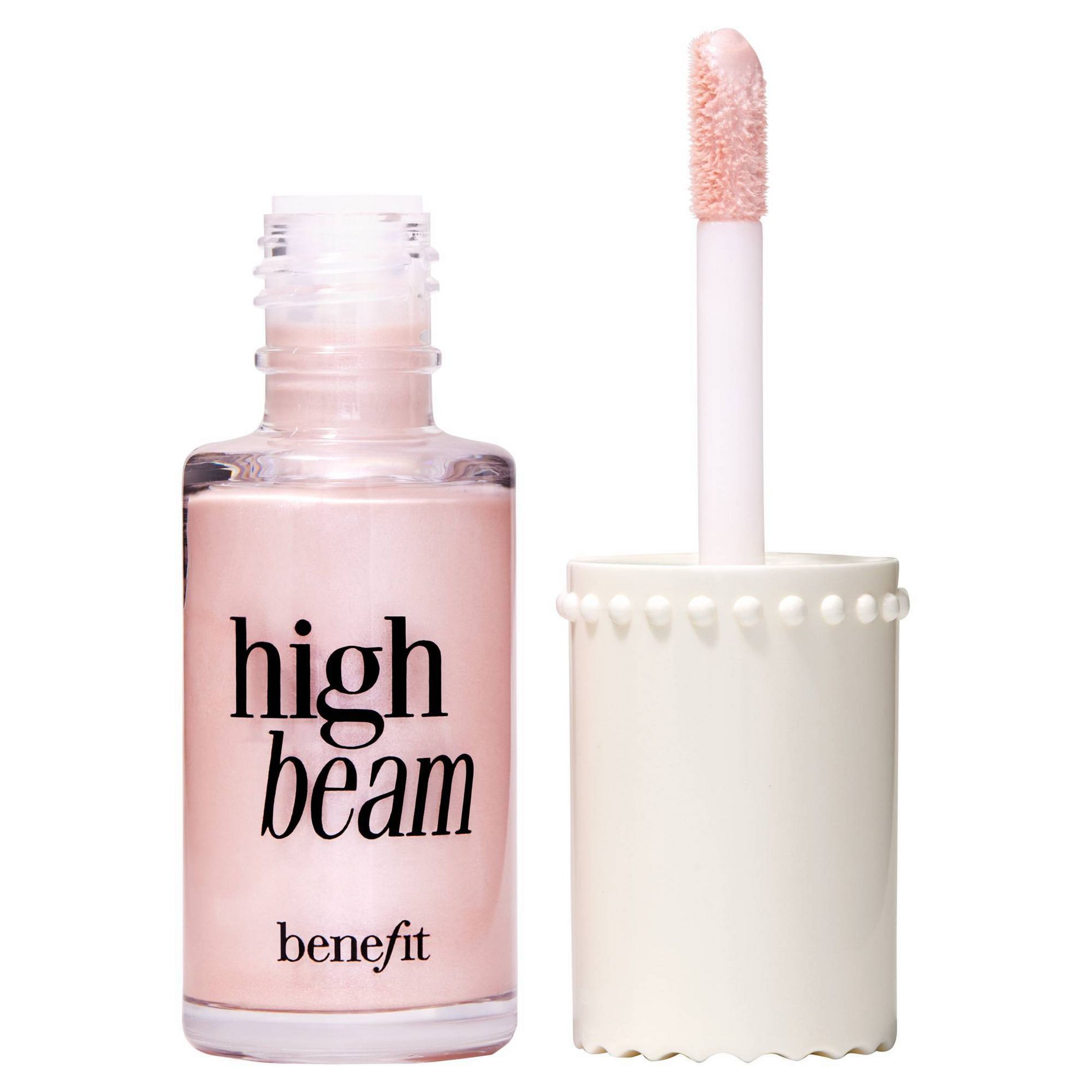Powder highlighter compact with a pearlescent champagne glow